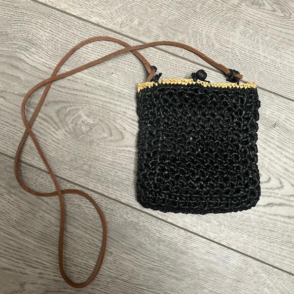 FREE PEOPLE: SMALL WOVEN BAG - Picture 2 of 5